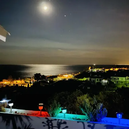 La Casita En Benajarafe * Malaga